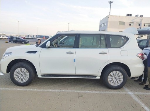 2020款尼桑途乐报价滑铁卢 黑色白色价格