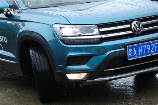                广东最美旅游公路·碉楼逸风