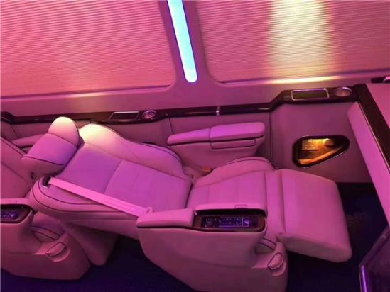 冠道最懂中国人，2.0T+国六，后排还可跷二郎腿