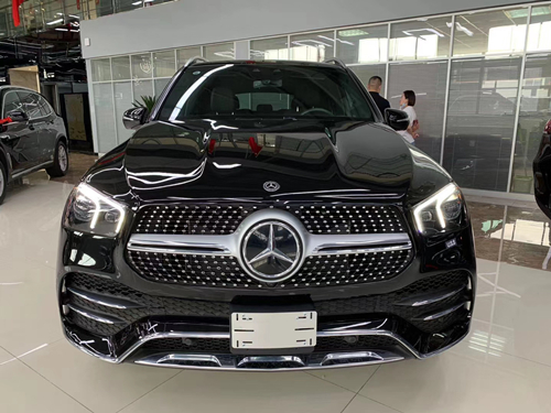 最便宜的奔驰多少块 news_default_BE4F15F41AFE465BBE07F7434E51A72F.jpg