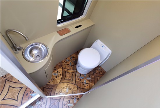 丰田考斯特6座现车多少钱 考斯特6座房车款