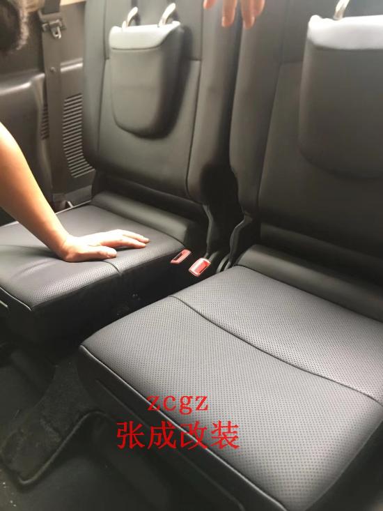 霸道改4座案例改装航空座椅效果图展示 