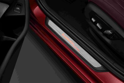 新BMW 5系Li：开宝马，更要坐宝马         