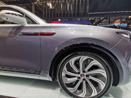 国产版库里南亮相北京车展，还未上市就收到1437份订单，真香