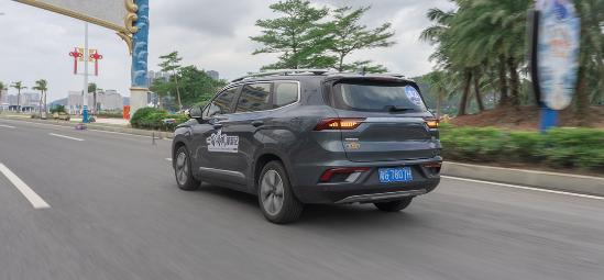 试驾吉利豪越，除了“大空间”还有什么？