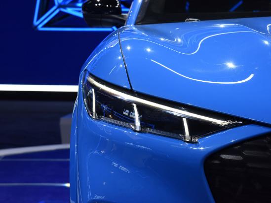 福特首款电动车来袭，百公里加速只需3.5s，能扳倒特斯拉吗？