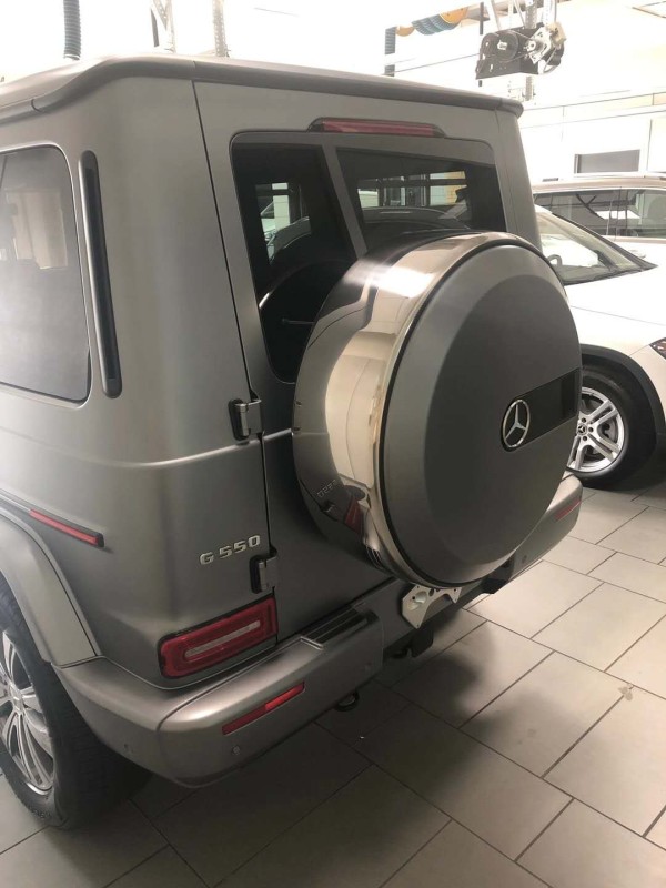 2020款奔驰G550 稀有特殊漆磨砂银/红内