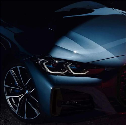 全新BMW 4系新生代，肆向未来         