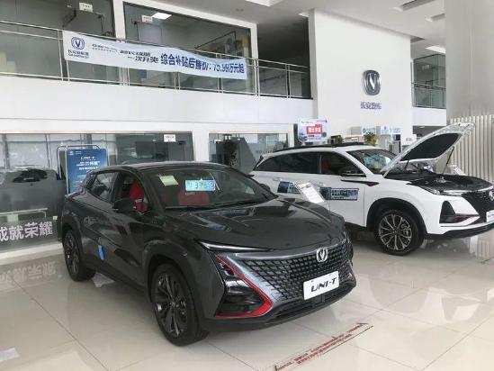 长安汽车爆发式增长，服务是否匹配产品力，14家4S店给出答案
