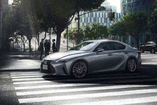 日规小改款IS即将上市，价格不比国内便宜多少