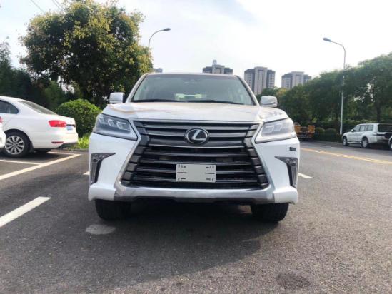 2020款中东版雷克萨斯LX570 铂金版顶配现车优惠