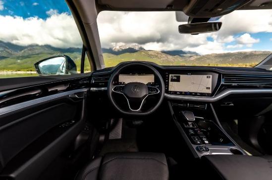 接近70万的价格，途锐eHybrid值得买吗，这些理由充分吗