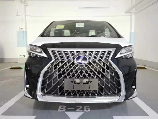 全新高端豪华舱雷克萨斯LM300h顶级商务