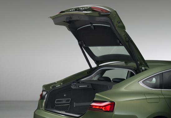 比A4L更运动，比A7更亲民，40万级的奥迪轿跑值得国产吗？