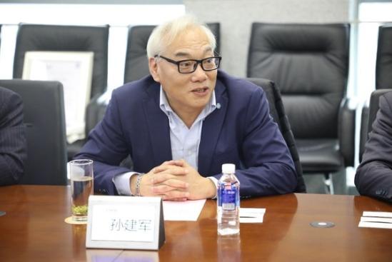 TUV南德孙建军先生在颁证仪式上发表讲话