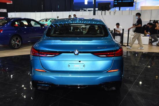 2.0T+起售不到27万！全新宝马2系轿跑车值不值？