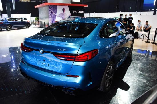 2.0T+起售不到27万！全新宝马2系轿跑车值不值？