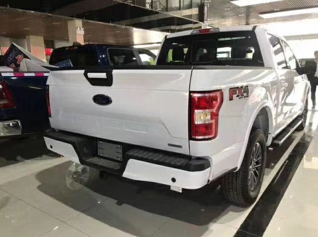 2021款福特猛禽F150 表面颇具动感内饰奢华