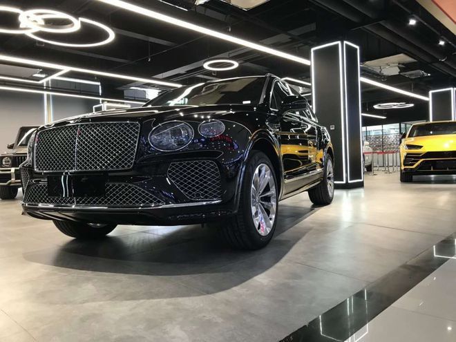 2021款宾利添越优惠30w 名车名不虚传