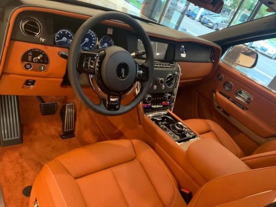 劳斯莱斯库里南SUV钻石Cullinan完美无暇