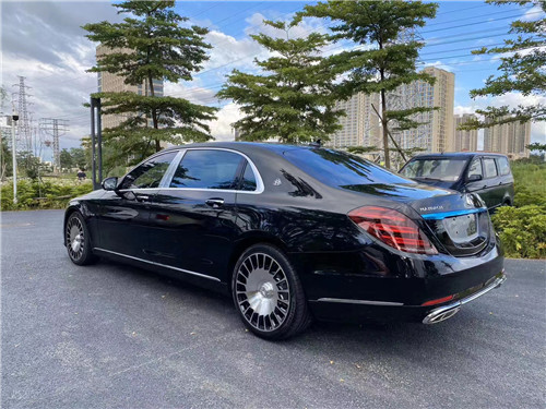 2021款奔驰迈巴赫S680全车B7级防弹定制
