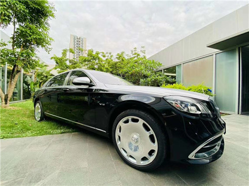 2021款奔驰迈巴赫S680全车B7级防弹定制