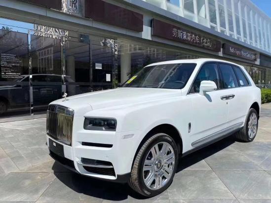 劳斯莱斯库里南BB版和普通版的区别价格 