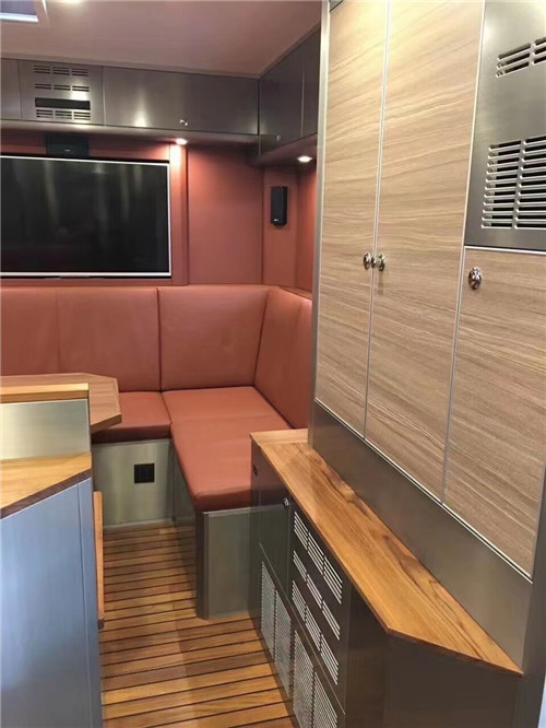 平行进口21款德国曼8X8越野房车       