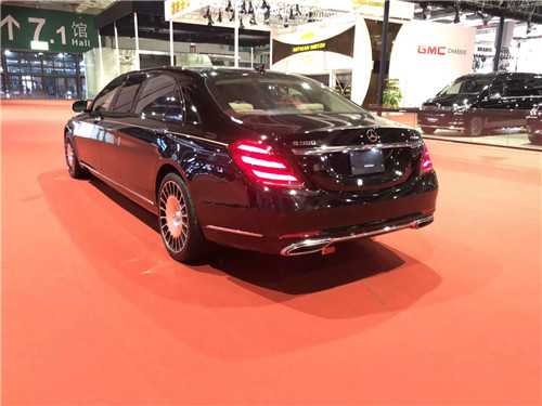 21款奔驰迈巴赫S680加长6.5米普尔曼现车
