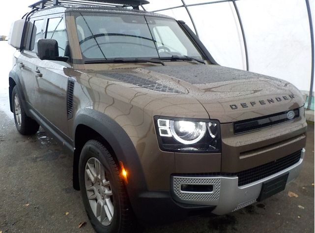 21款全新路虎卫士2.0T版本低售价更亲民