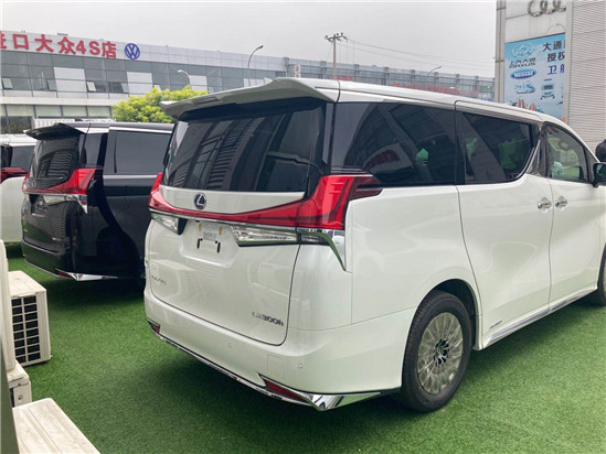 雷克萨斯LM300h价格 凌志高端商务车