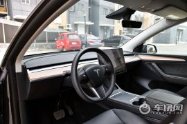 TESLA-MODEL Y-长续航全轮驱动版