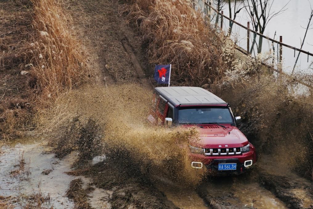 北京越野发起“2021荣耀DKR BJ40群英挑战赛”