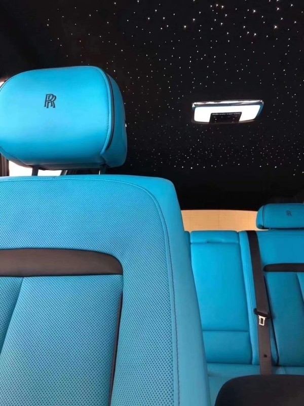 2021款库里南最新价格地表最奢华SUV   