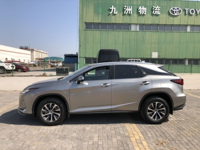 20款雷克萨斯RX350 新车到店优惠万元  