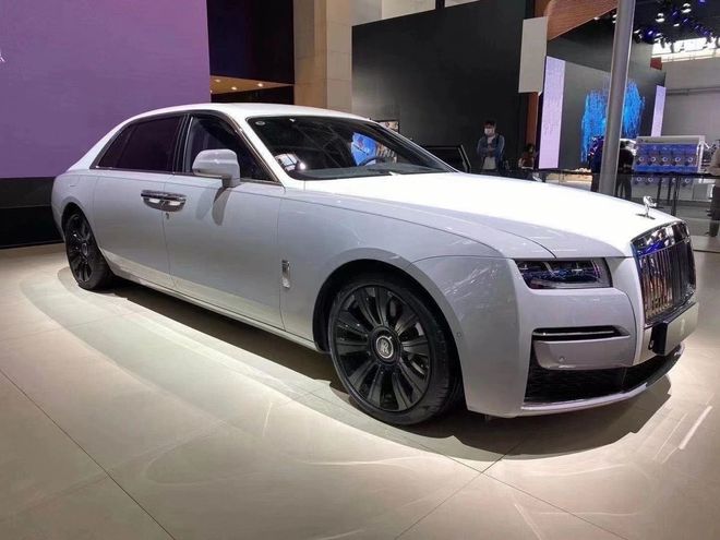 新劳斯莱斯古思特特惠大尺寸豪车大哥大