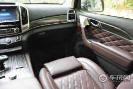 长城汽车-哈弗H9- 2.0T 汽油四驱尊贵型 7座  ￥27.28