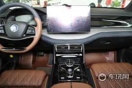 比亚迪-唐DM-2.0T 四驱高性能版创世旗舰型