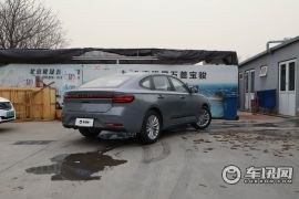 宝骏-宝骏RC-5-1.5T CVT智耀旗舰型  ￥10.98