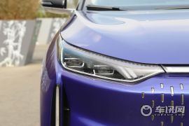 一汽奔腾-奔腾E01-量子波型定制版   ￥21.58