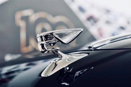 2021款宾利飞驰4.0V8首发限量版优惠20万