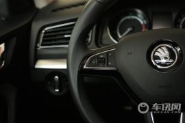 上汽斯柯达-柯米克-1.5L 自动舒适版