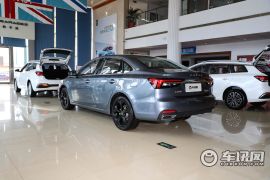 上汽集团-荣威i6 MAX-300TGI 自动爽酷天幕智驾Supreme版