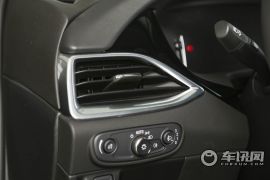 通用别克-昂科旗-28T 四驱尊贵型