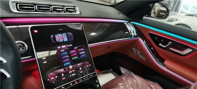 2021款奔驰S400L 标配和豪华版的价格  