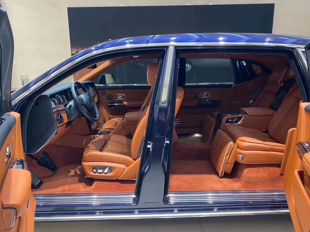 劳斯莱斯幻影加长版五一特惠全国可分期