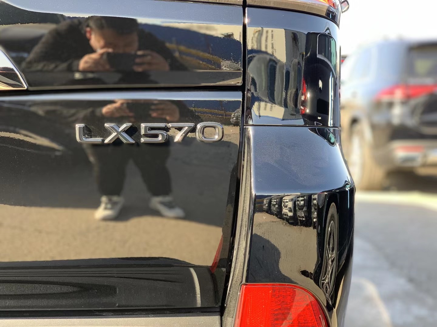 21款雷克萨斯LX570黑曜版加版国六现车 