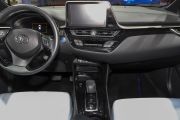 广汽丰田-丰田C-HR EV-尊贵版