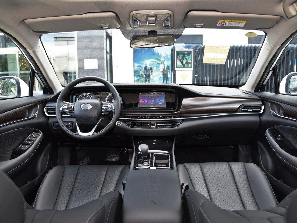 武汉广汽传祺GA6综合优惠7000元 现车充足