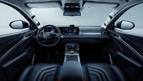 续航提高至610km还降价4万，哪吒U Pro值吗？